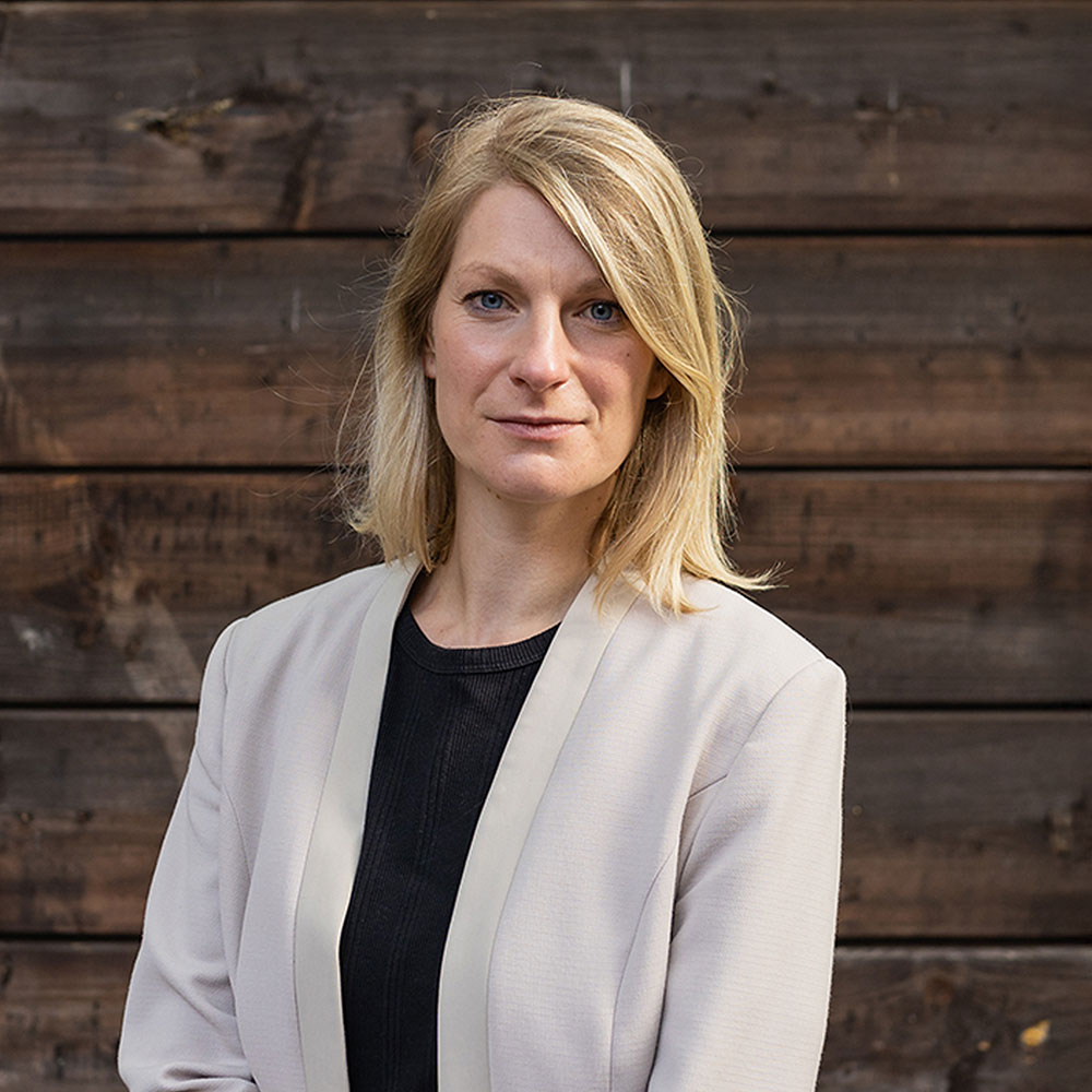 Sylvia Thys
